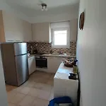 דירה Eirini's Place Nea Kallikrateia